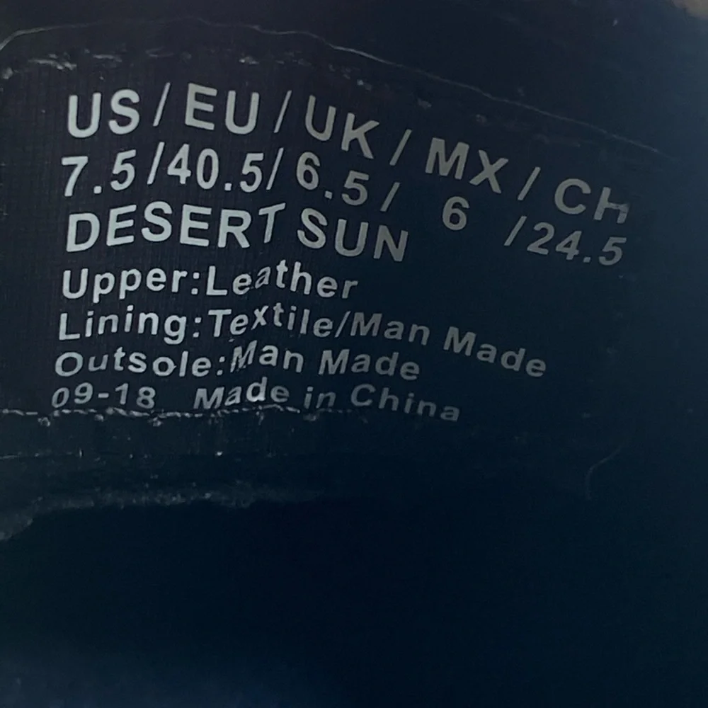 Kenneth Cole Reaction Desert Sun Chukka Boots